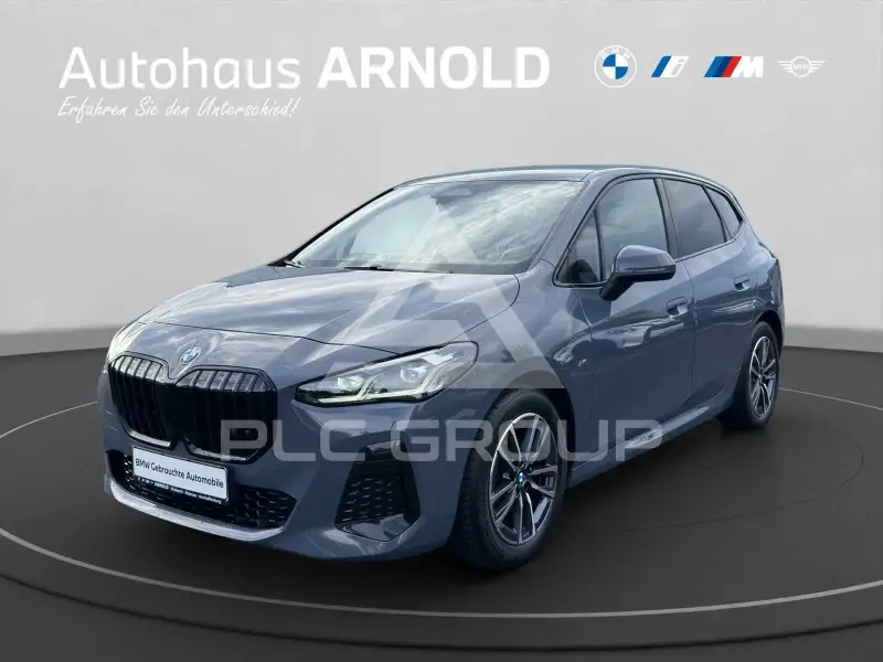 2023 BMW 218