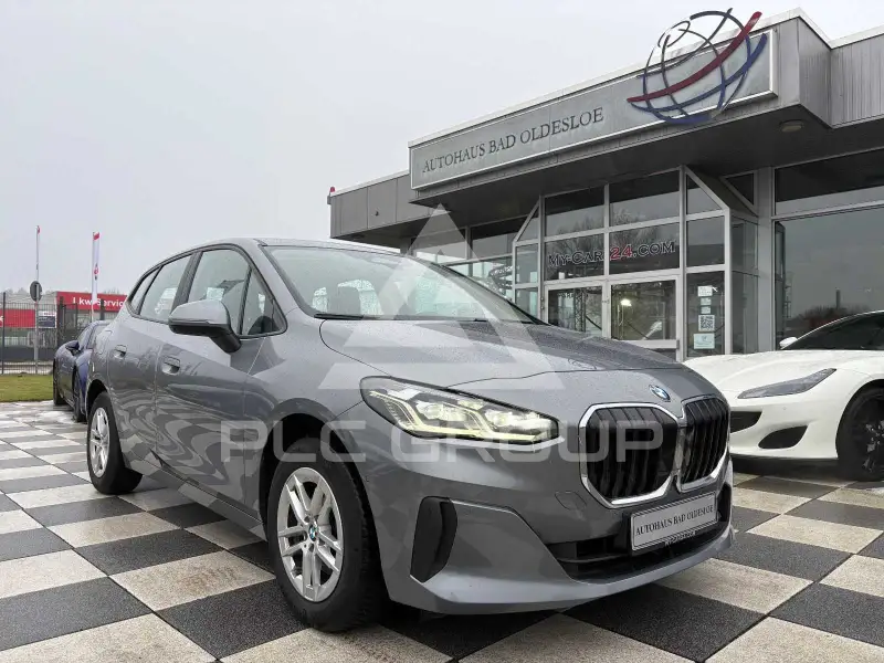 2023 BMW 218