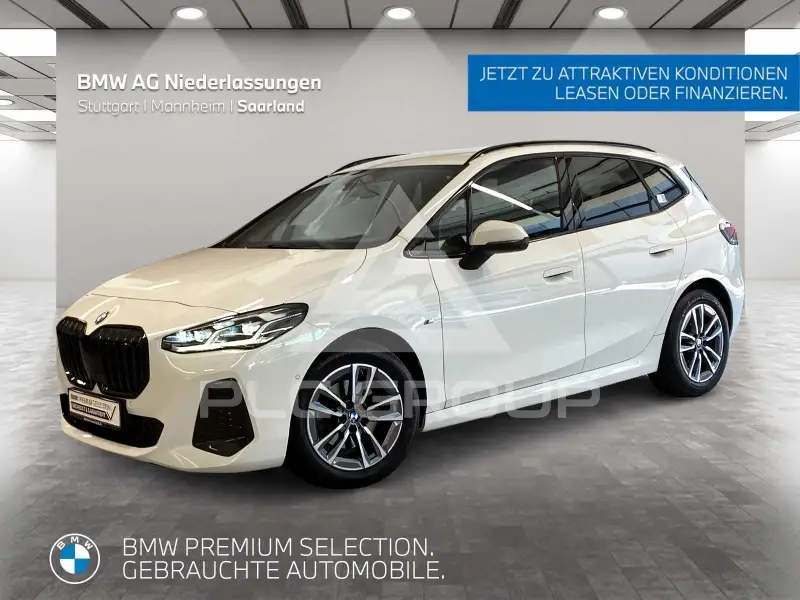 2023 BMW 218