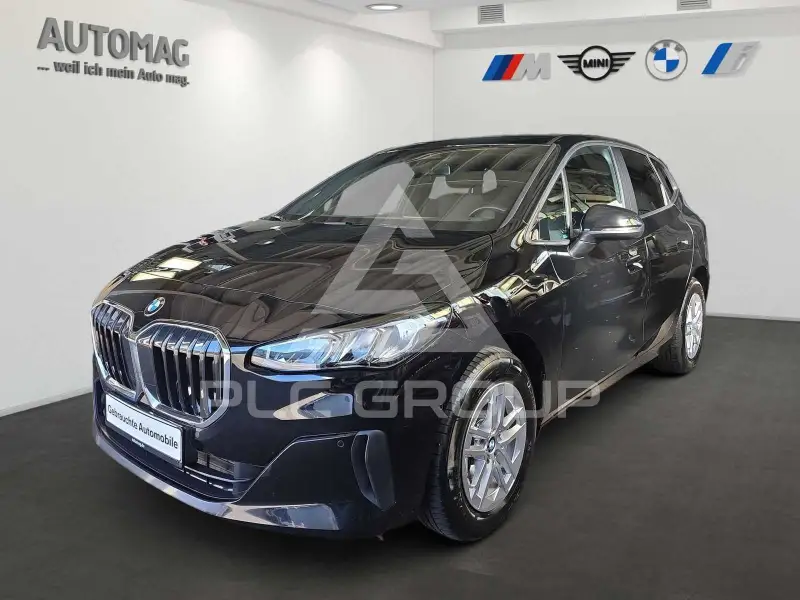 2023 BMW 218