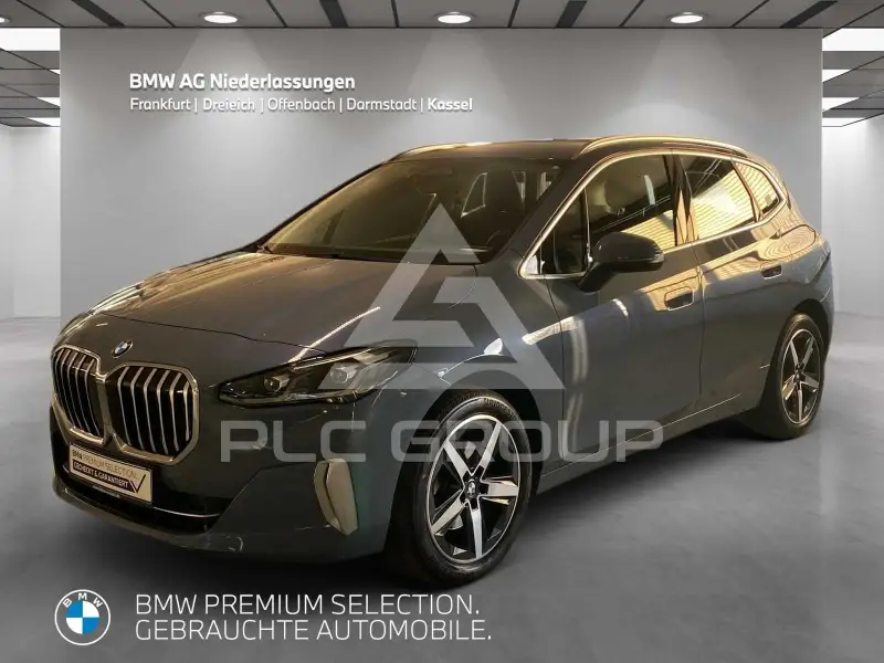 2023 BMW 218