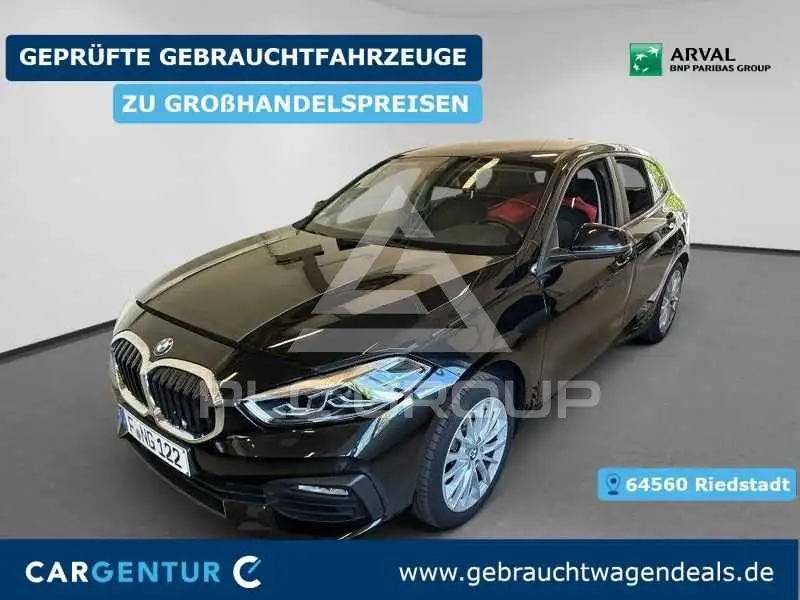 2023 BMW 120