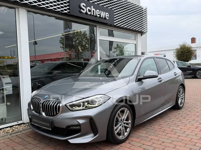 2023 BMW 120