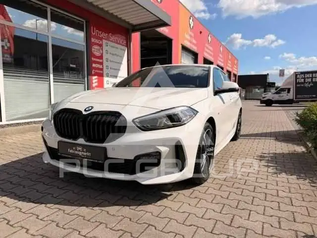 2023 BMW 120