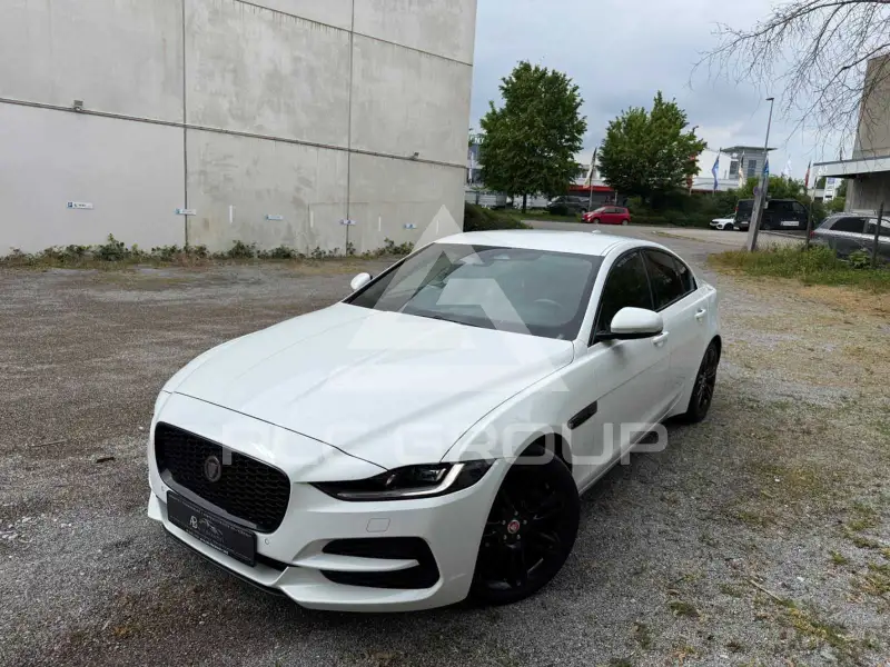 2023 Jaguar XE