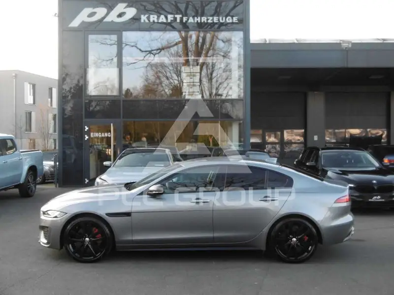 2023 Jaguar XE
