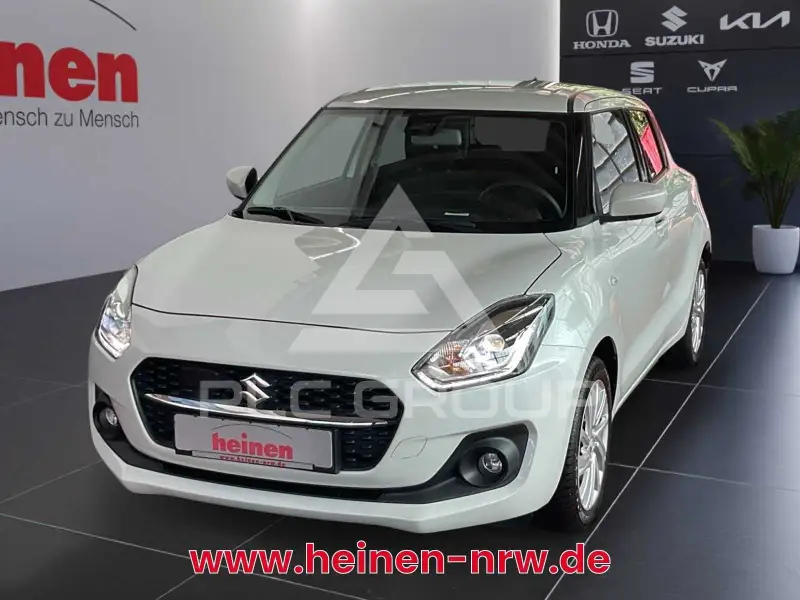 2023 Suzuki SWIFT