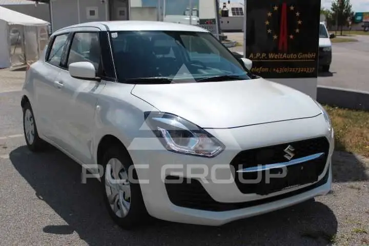2023 Suzuki SWIFT