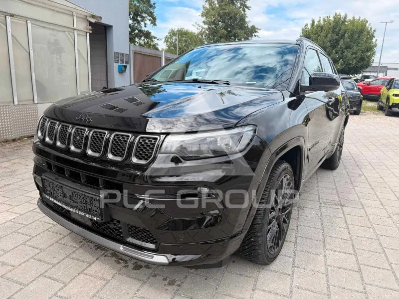 2023 Jeep COMPASS