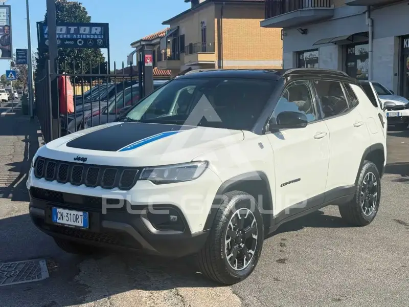 2023 Jeep COMPASS