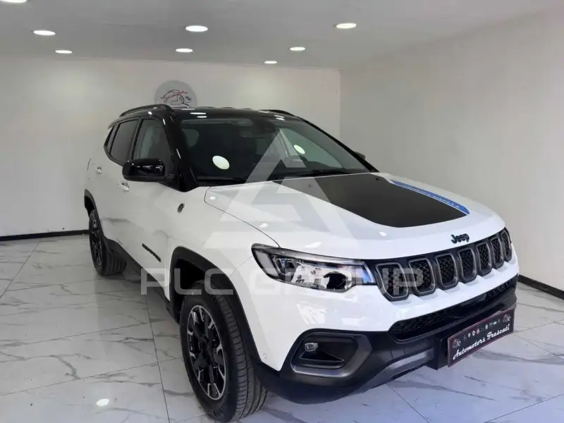 2023 Jeep COMPASS