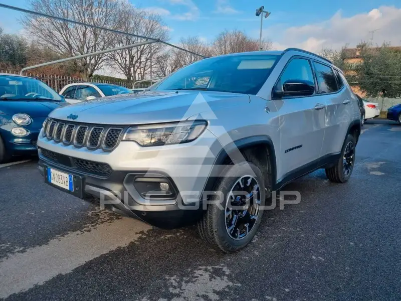 2023 Jeep COMPASS