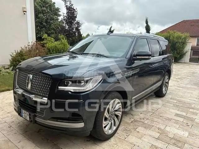 2023 Lincoln NAVIGATOR