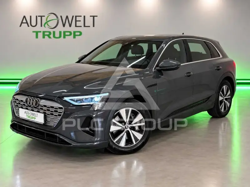 2023 Audi Q8