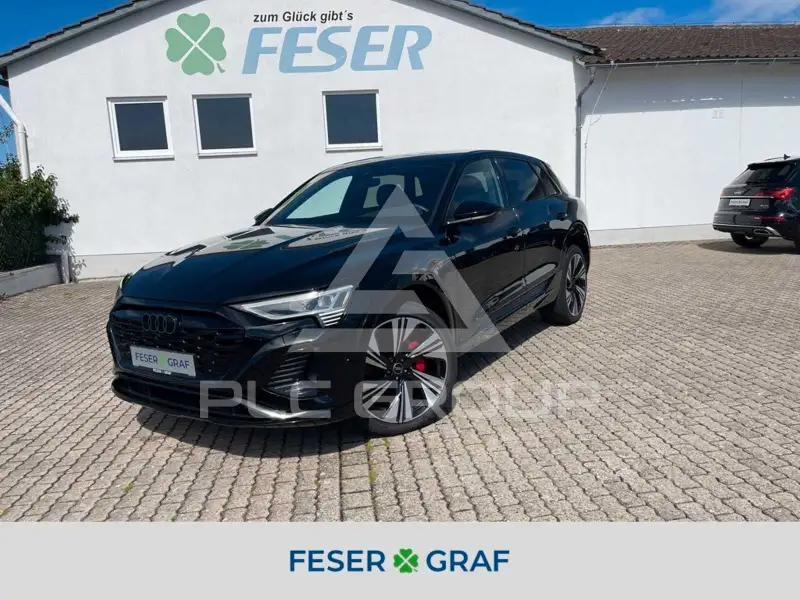 2023 Audi Q8