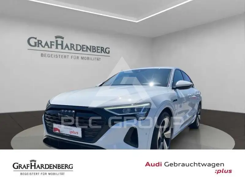 2023 Audi Q8