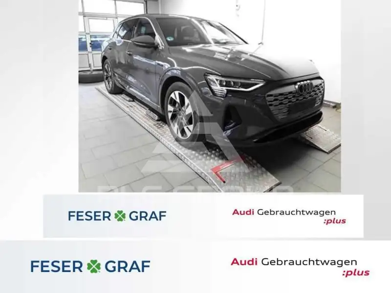 2023 Audi Q8