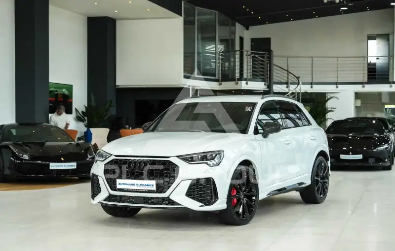 2023 Audi RSQ3