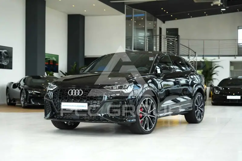 2023 Audi RSQ3