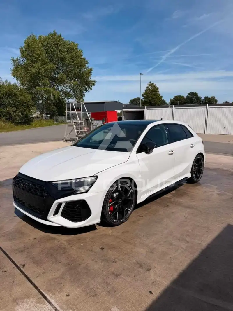 2023 Audi RS3