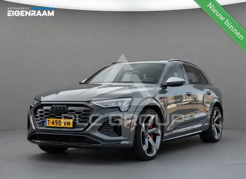 2023 Audi SQ8