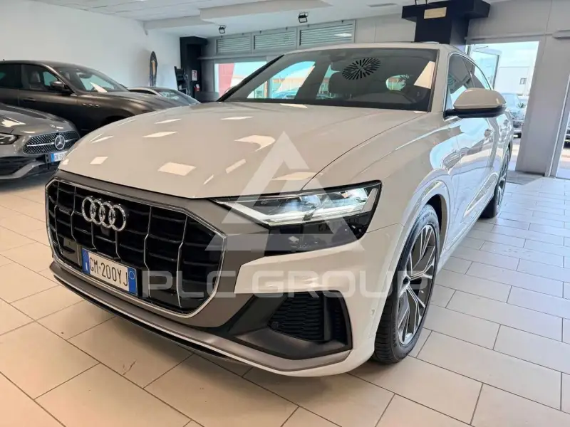 2023 Audi Q8