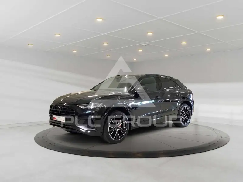 2023 Audi Q8