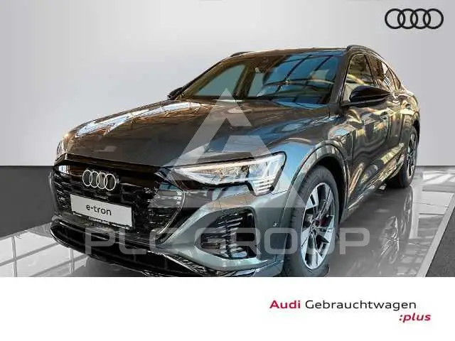 2023 Audi Q8