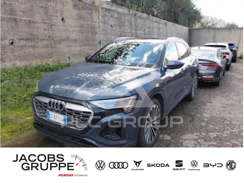 2023 Audi Q8