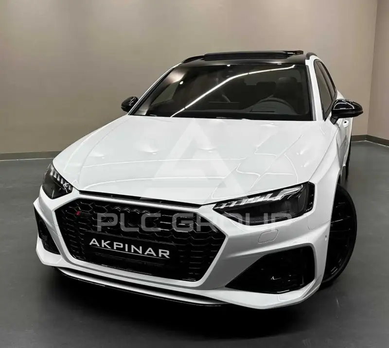 2023 Audi RS4