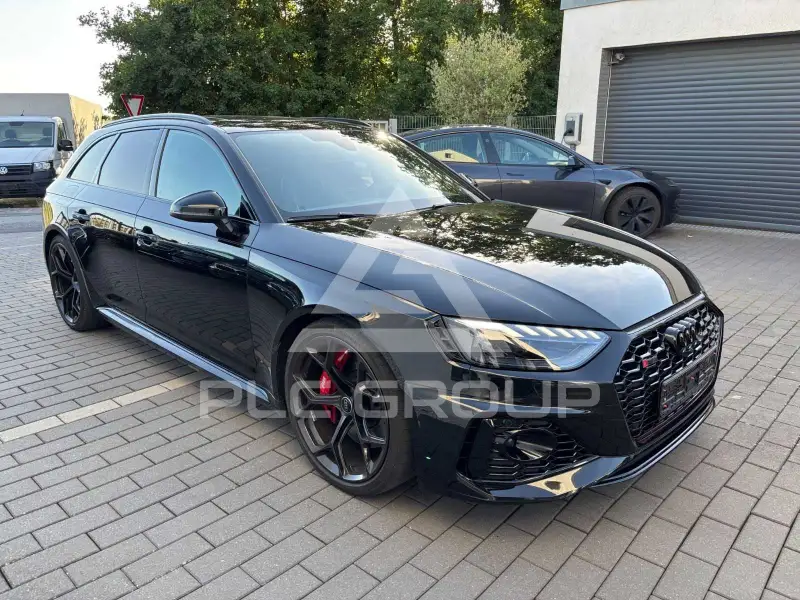 2023 Audi RS4