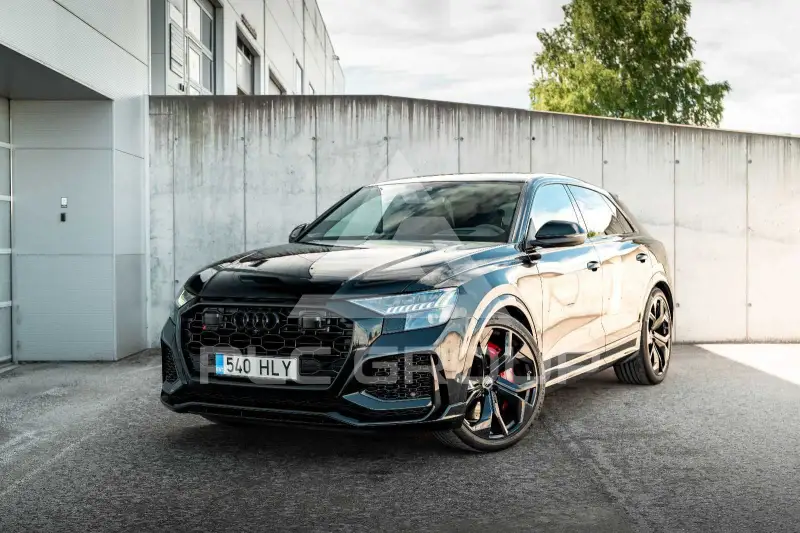 2023 Audi RSQ8