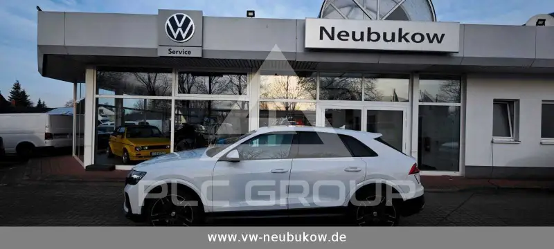 2023 Audi RSQ8