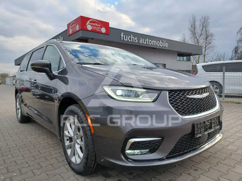 2023 Chrysler PACIFICA