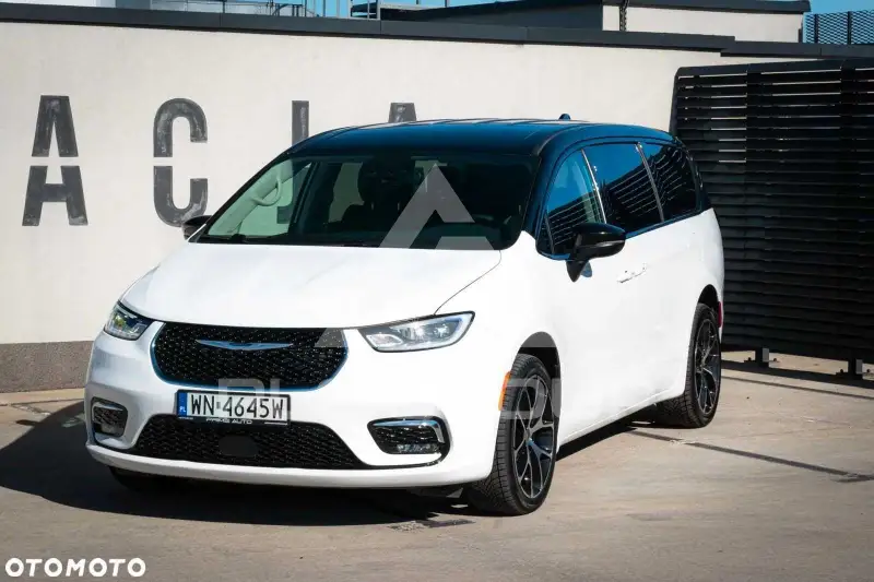 2023 Chrysler PACIFICA