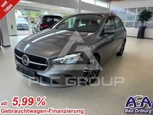 2023 Mercedes Benz B 200