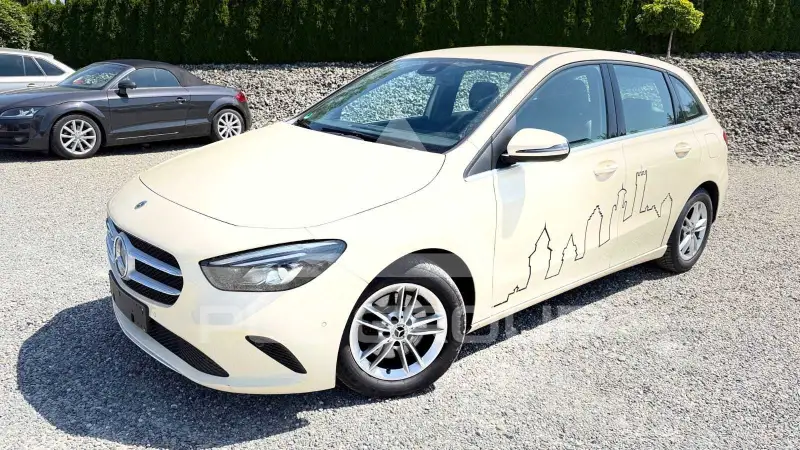 2023 Mercedes Benz B 200