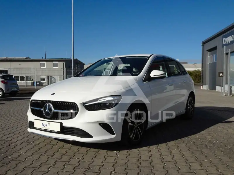 2023 Mercedes Benz B 200