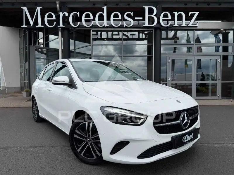 2023 Mercedes Benz B 200