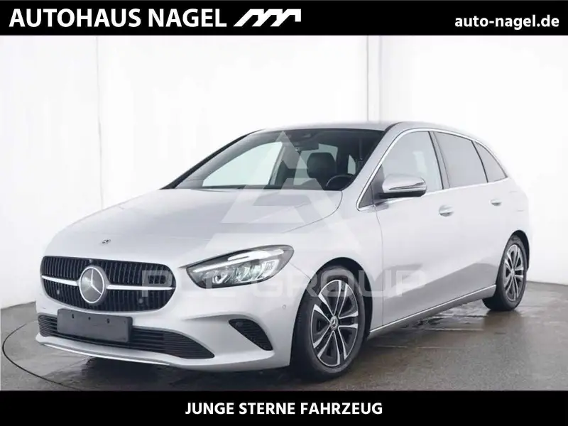 2023 Mercedes Benz B 200