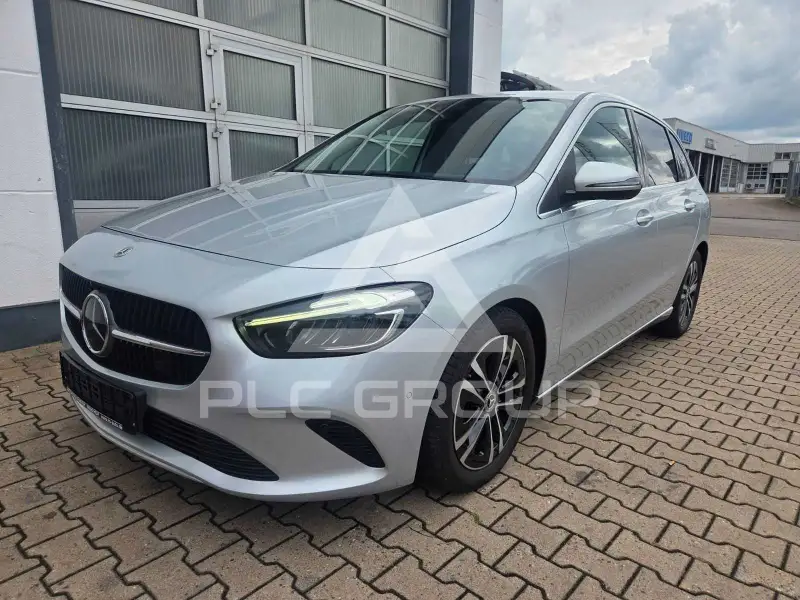 2023 Mercedes Benz B 200