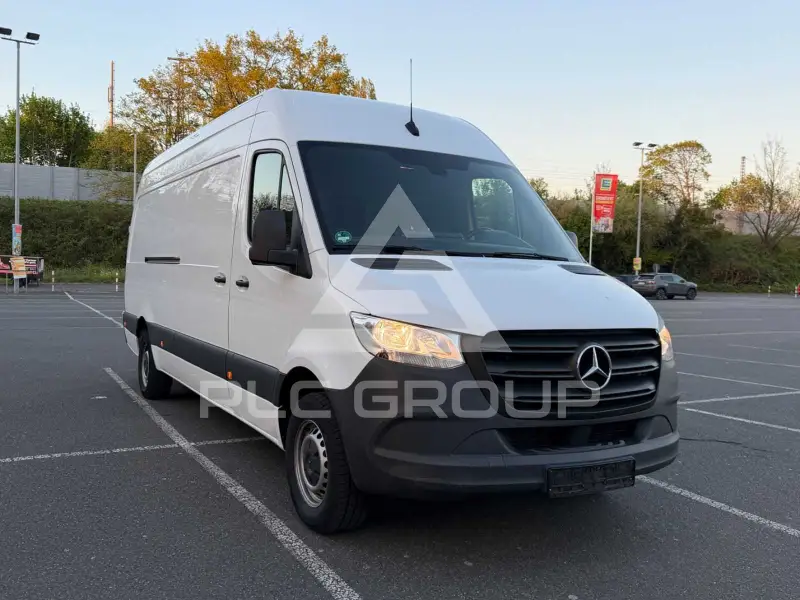 2023 Mercedes Benz Sprinter