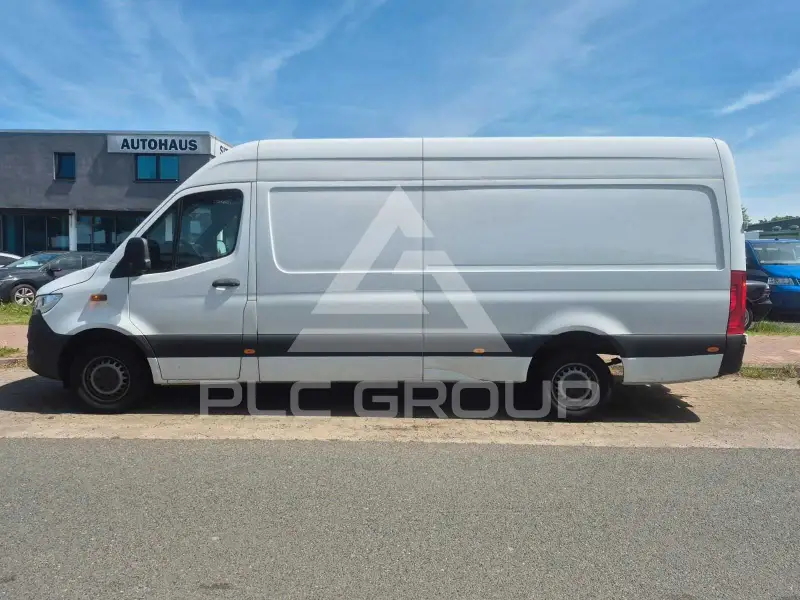 2023 Mercedes Benz Sprinter