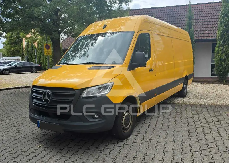 2023 Mercedes Benz Sprinter