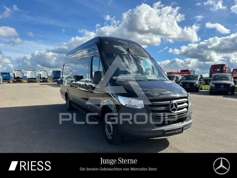 2023 Mercedes Benz Sprinter