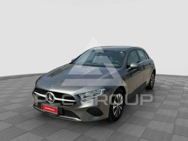2023 Mercedes Benz A 180