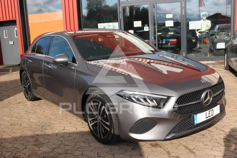 2023 Mercedes Benz A 180