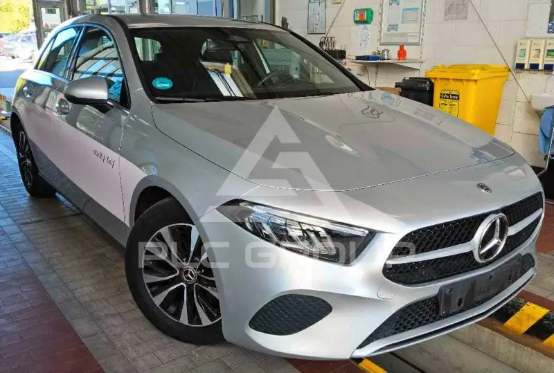 2023 Mercedes Benz A 180
