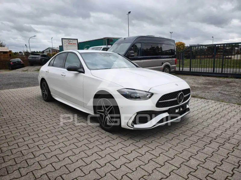 2023 Mercedes Benz C 300