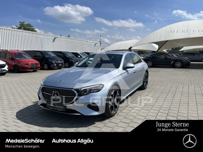 2023 Mercedes Benz E 300